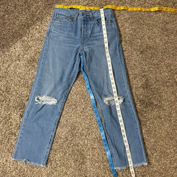 Levi’s Premium Wedgie Straight Crop Size 25 - Picture 9 of 10